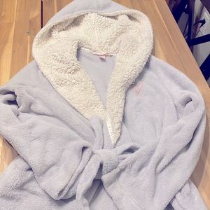 🧿Victoria’s Secret robe